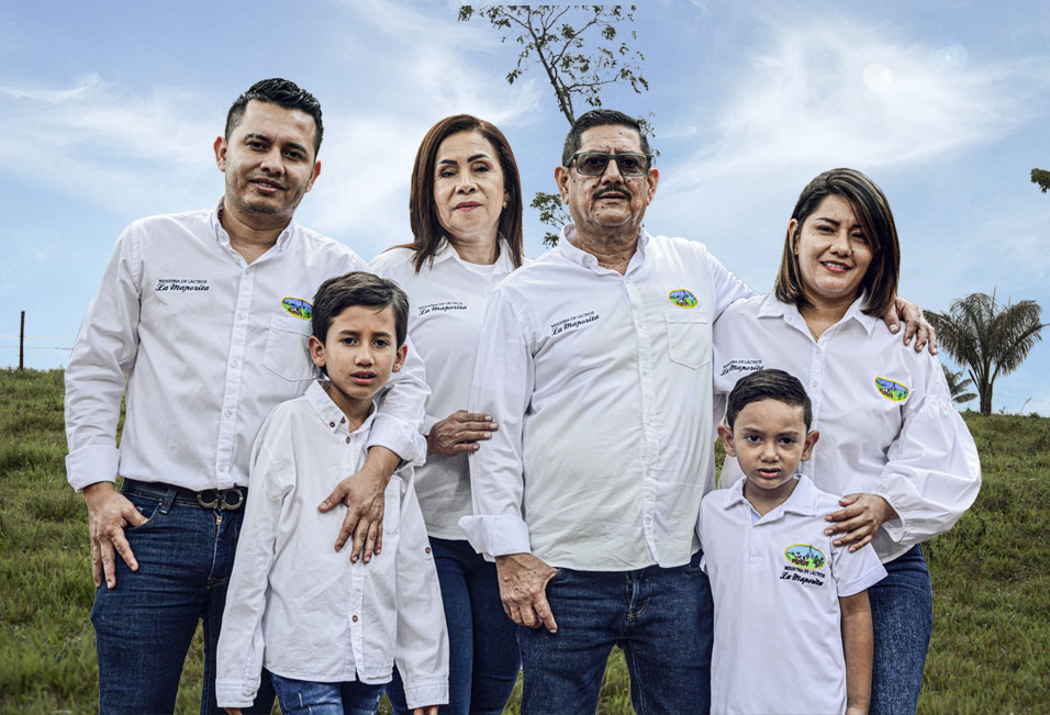 Familia Maya Arias - La Maporita